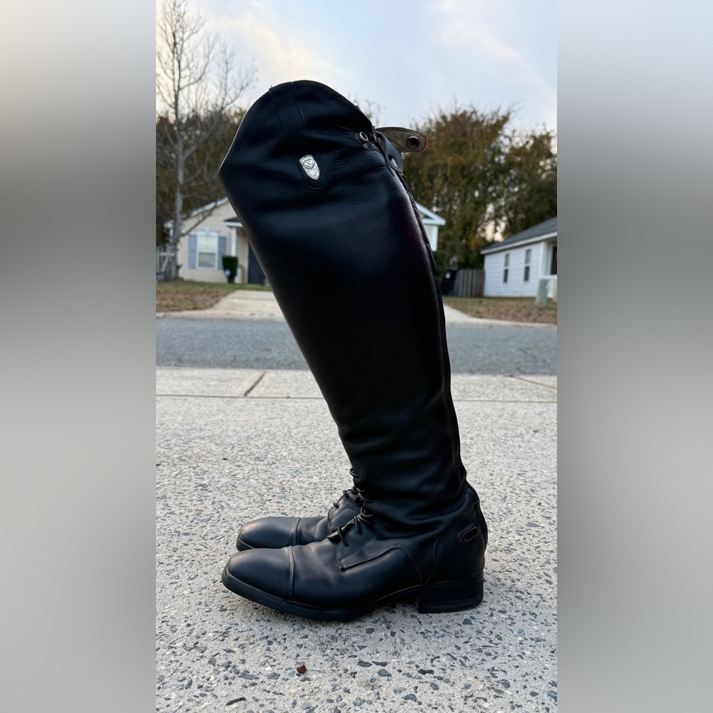 Ariat Monaco Field Boots 6.5/Medium/Full